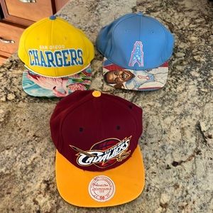 Mitchell and Ness  Hats Cleveland Cavaliers, San Diego Chargers, Houston Oilers.